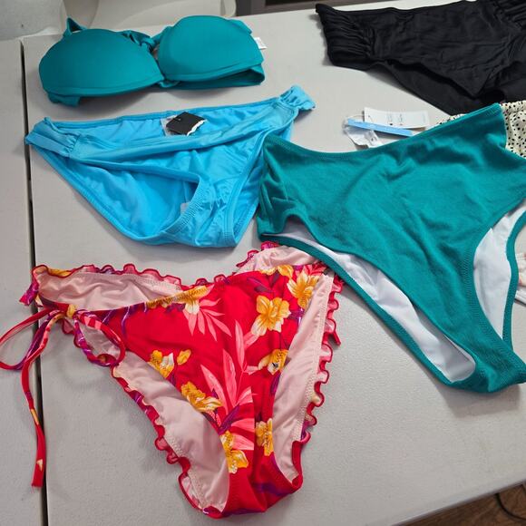 Colorful Swim Bundle Women's Large 7 Pieces 1 Tops & 6 Bottoms / 5 Are NWT - Picture 6 of 14